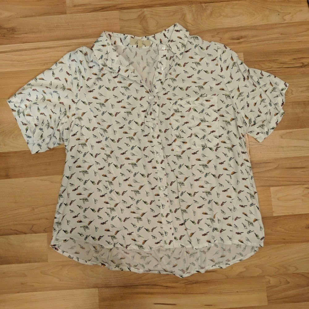 Collared Bird Short Sleeve Blouse